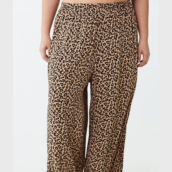 plus size leopard print pants